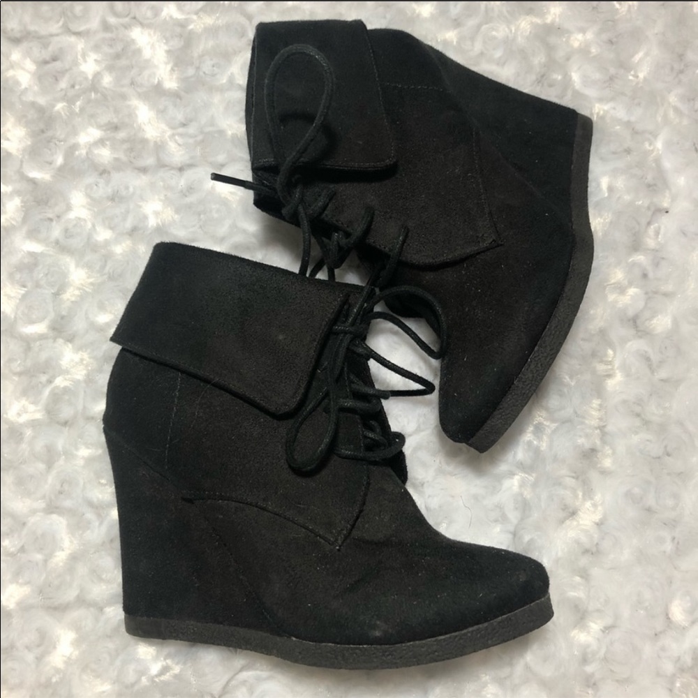 Mossimo Black Wedge Tie Up Booties Size 6
